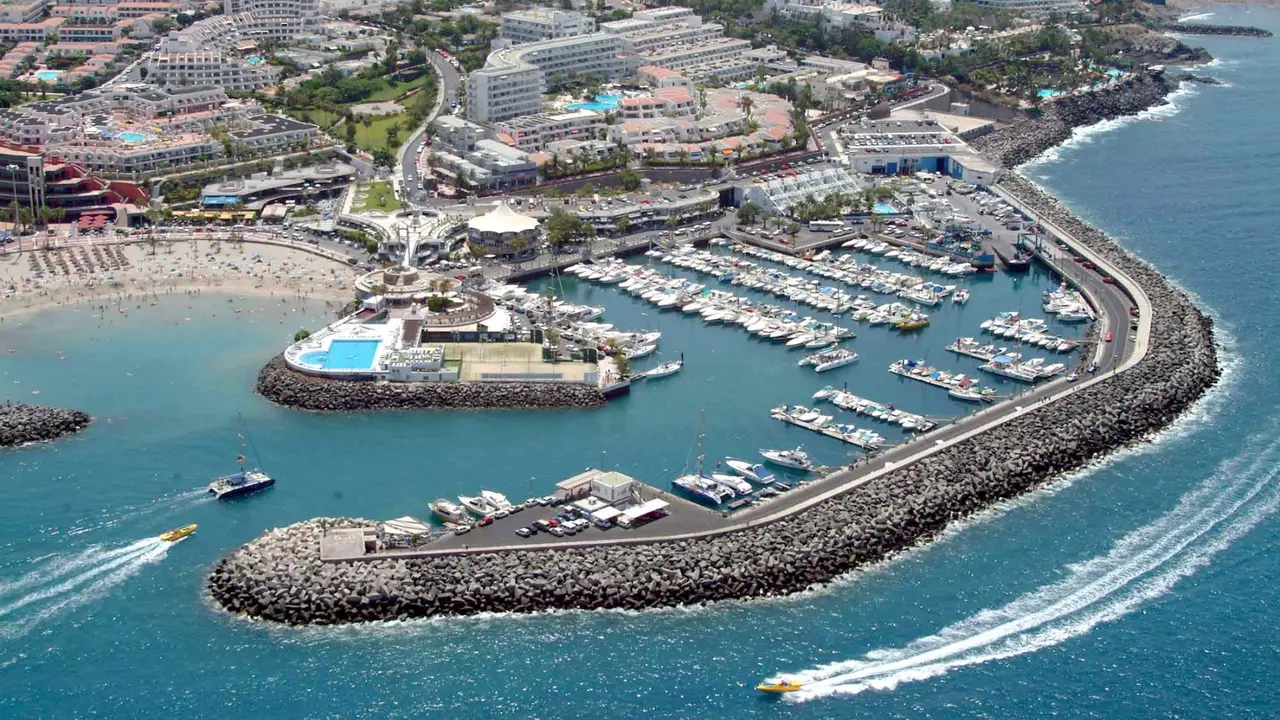 Puerto Col&oacute;n Turismo Costa Adeje 3-2(1)