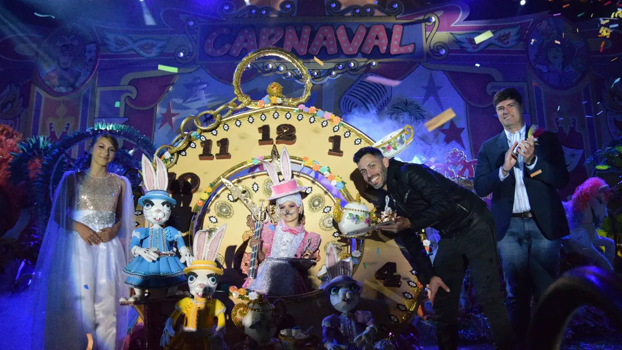 Foto de la nueva reina infantil del Carnaval de Los Gigantes 2023(1)