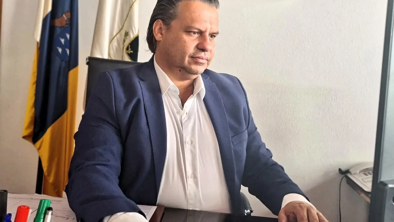 Gustavo P&eacute;rez, alcalde de G&uuml;&iacute;mar