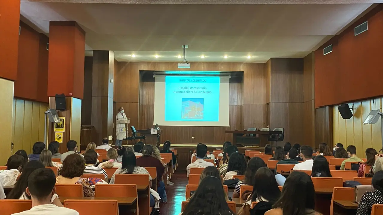 Presentaci&oacute;n del jefe de Estudios de Formaci&oacute;n Sanitaria Especializada, Norberto Rodr&iacute;guez(1)