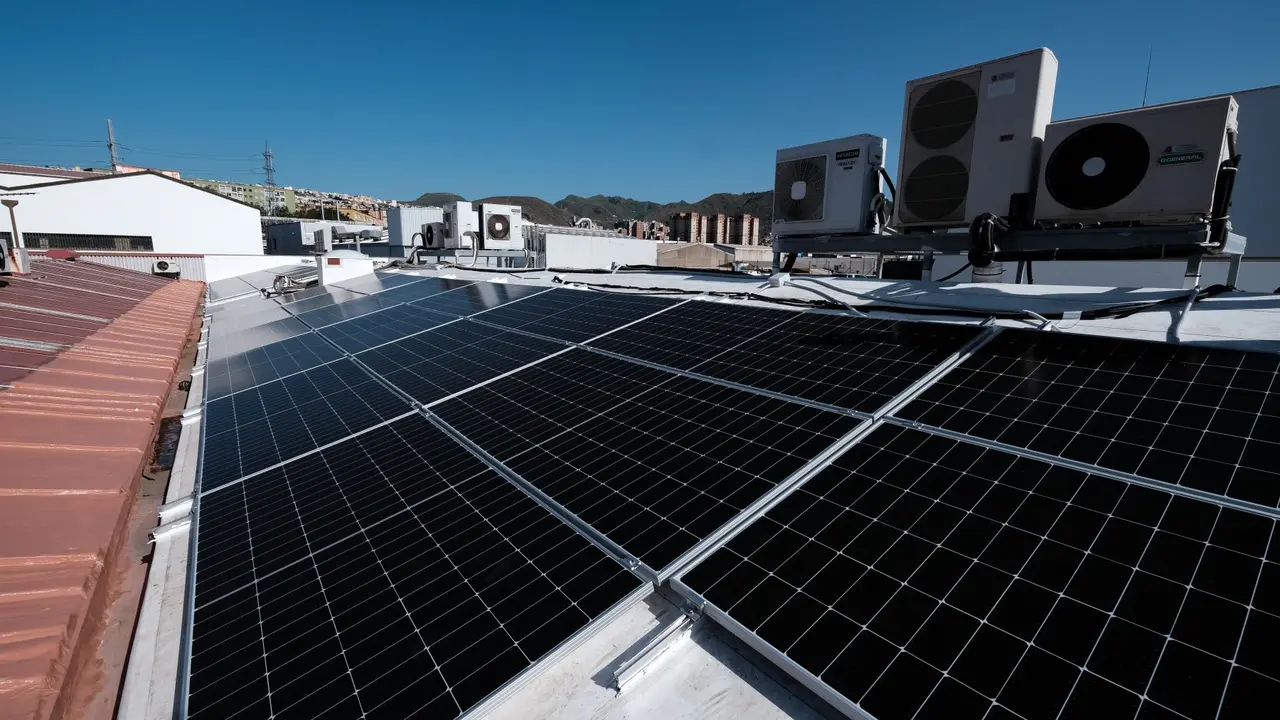 Placas fotovoltaicas solares Grafcan 1-3(1)