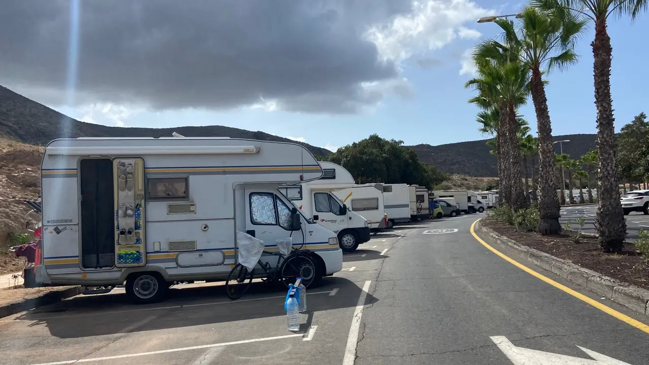 Caravanas Ave, &Aacute;msterdam Los cristianos. Foto Esteban P&eacute;rez_6185