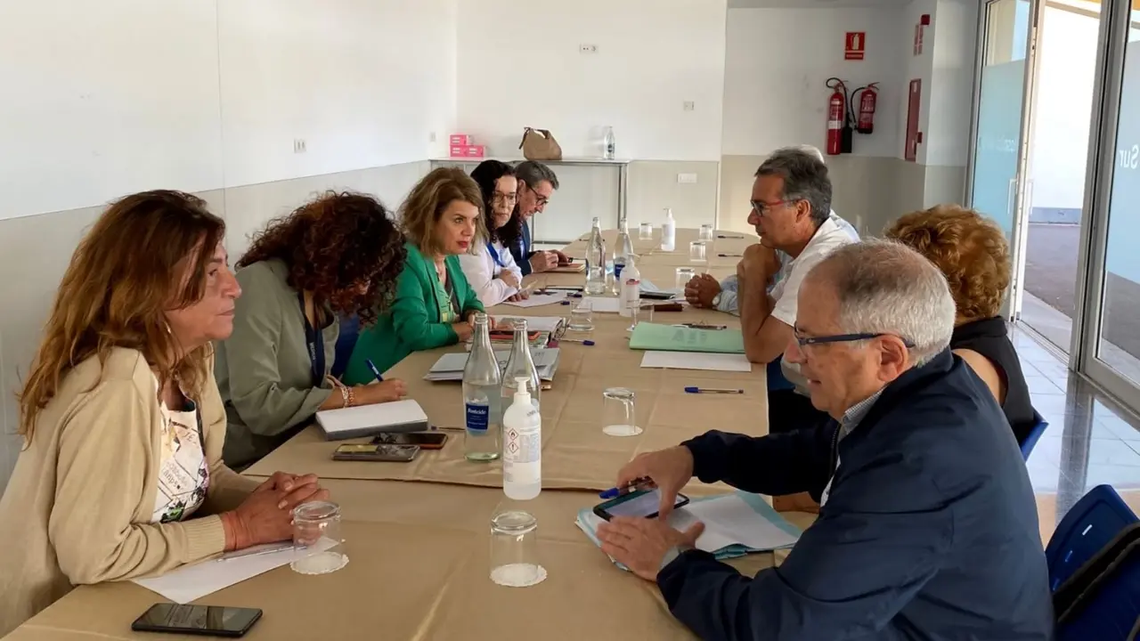 Un momento de la reuni&oacute;n en el Hospital del Sur de Tenerife