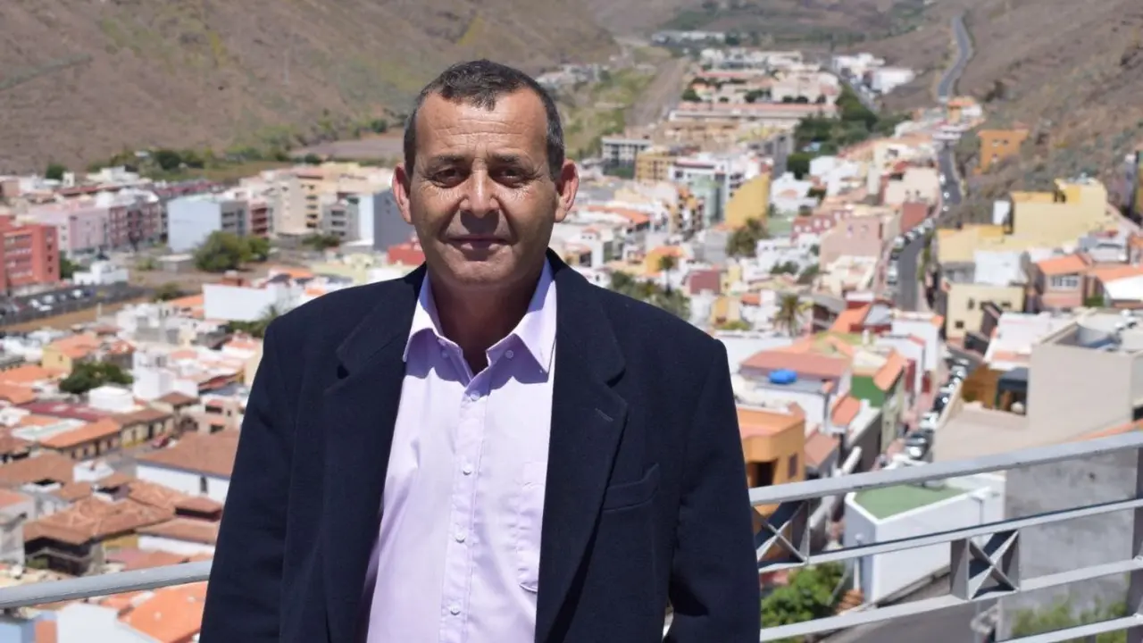 Roberto Padr&oacute;n, candidato a la Alcald&iacute;a por Iniciativa por La Gomera (IxLG)