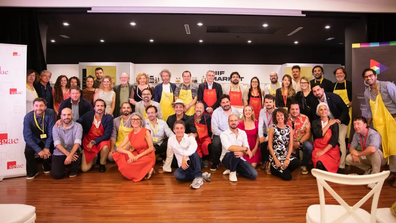 Foto familia clausura CIIF Market 2023(1)
