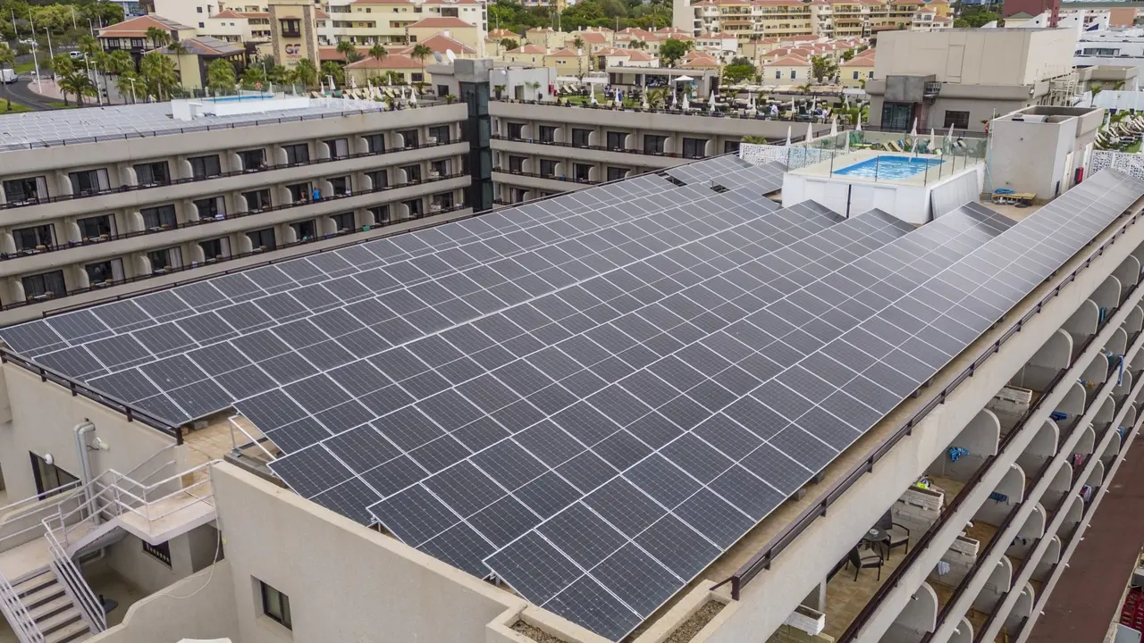 Placas fotovoltaicas en GF Fa&ntilde;ab&eacute;(1)
