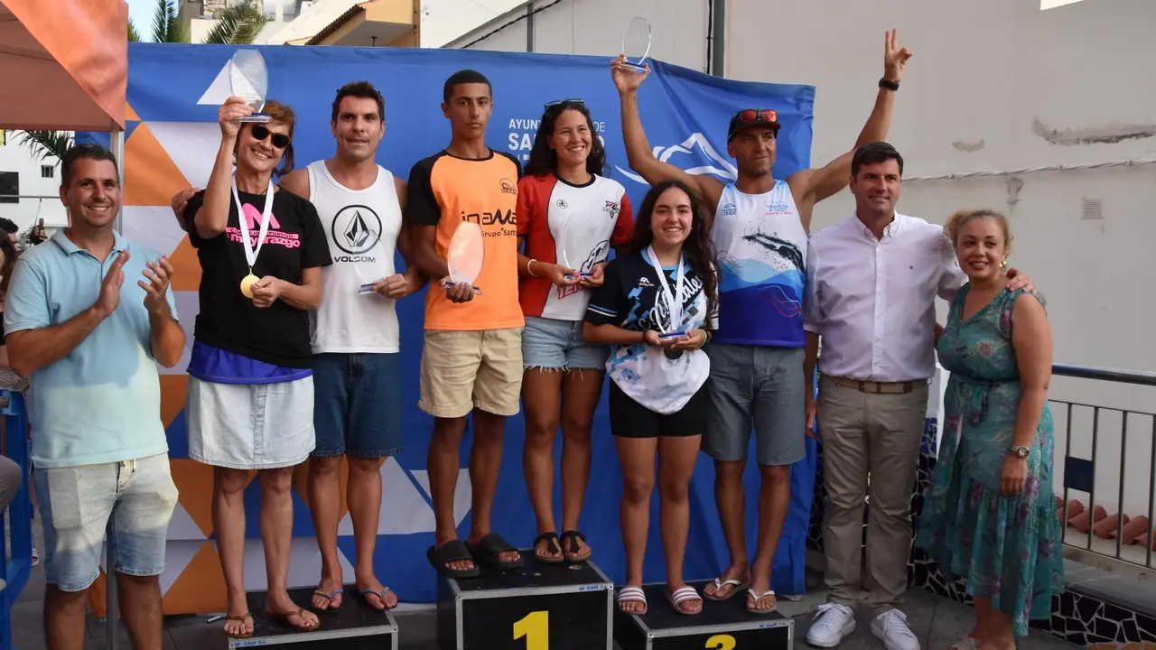 Podium masculino y femenino general-4(1)