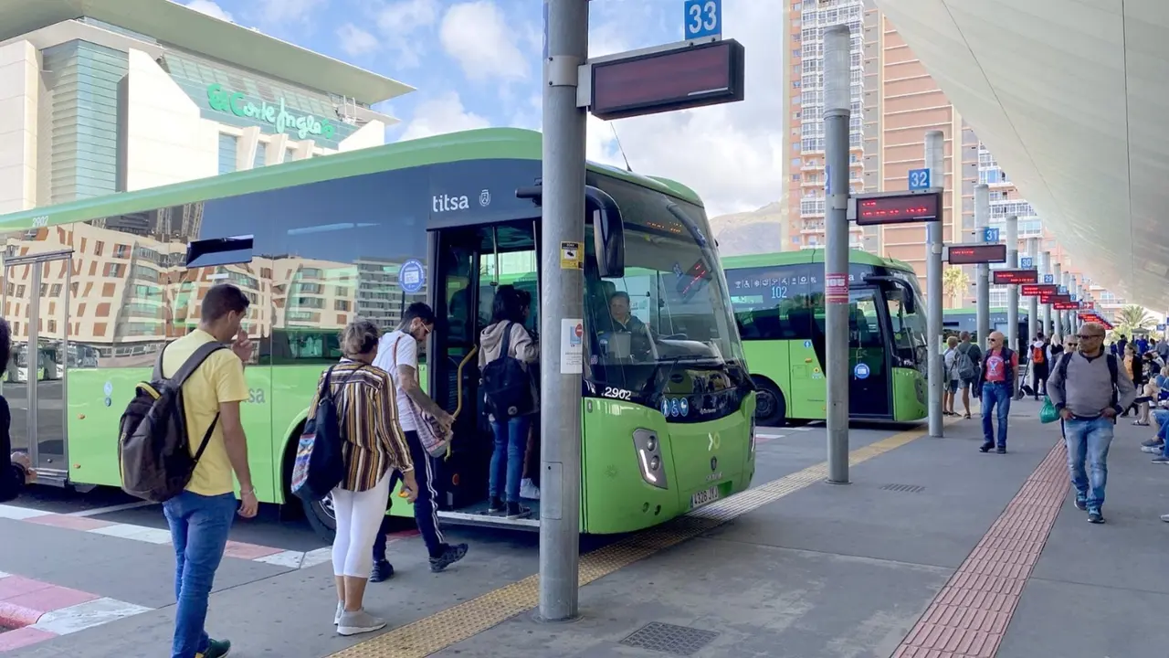 Transporte p&uacute;blico-Titsa(1)