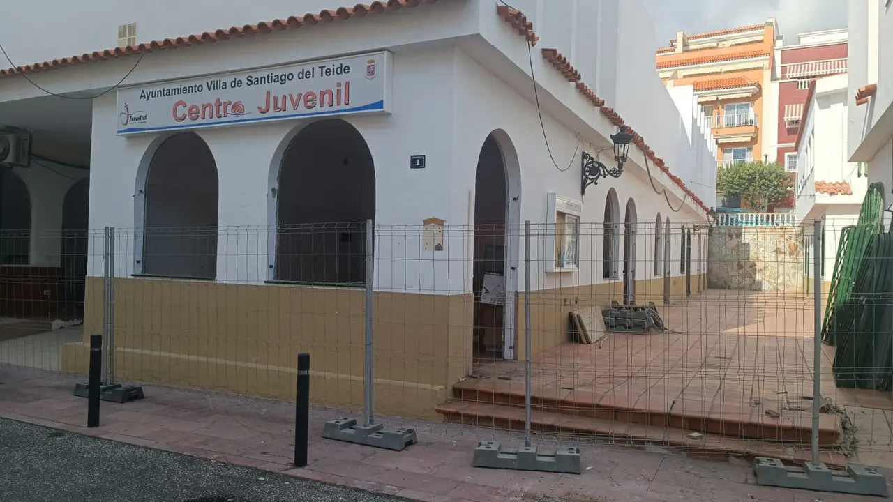 Centro juvenil comienzo de las obras(2)