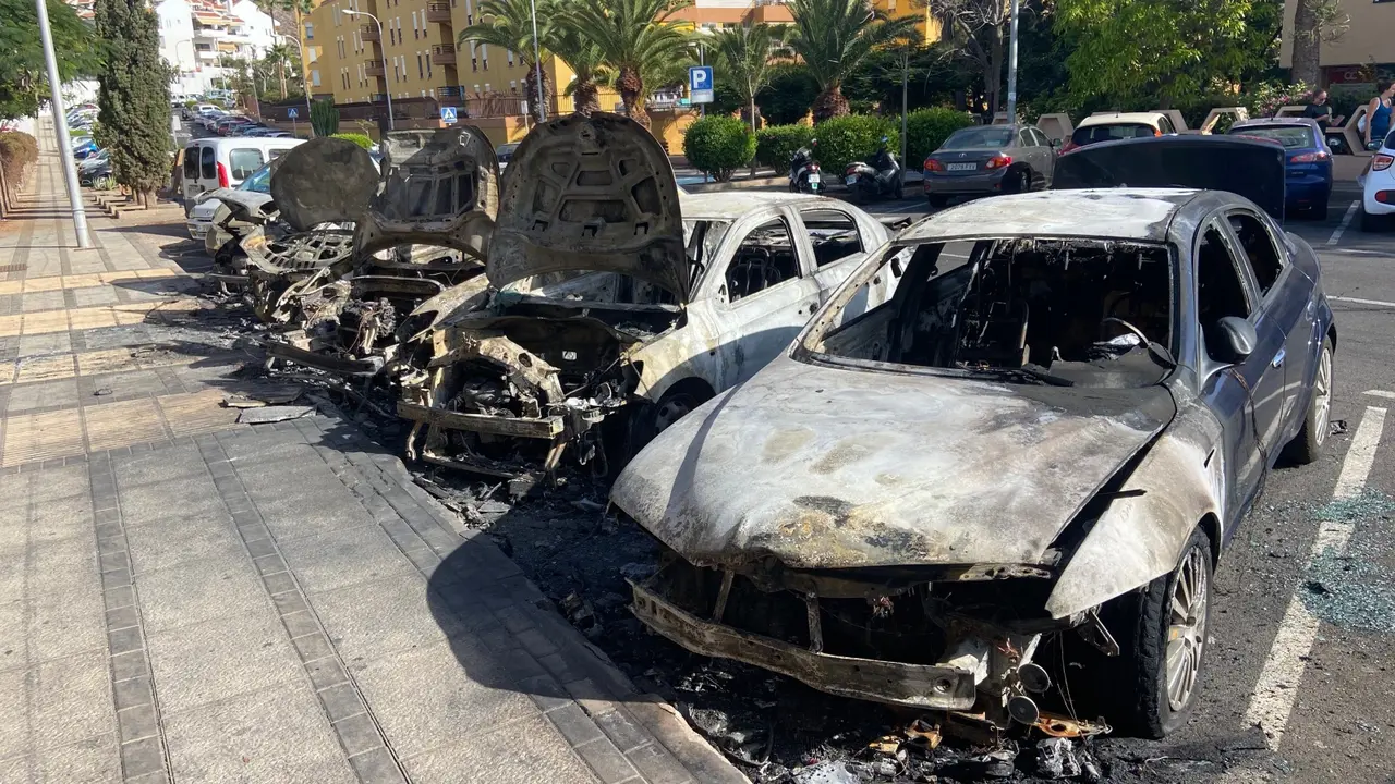 Coches quemados Los Cristianos _7585 2