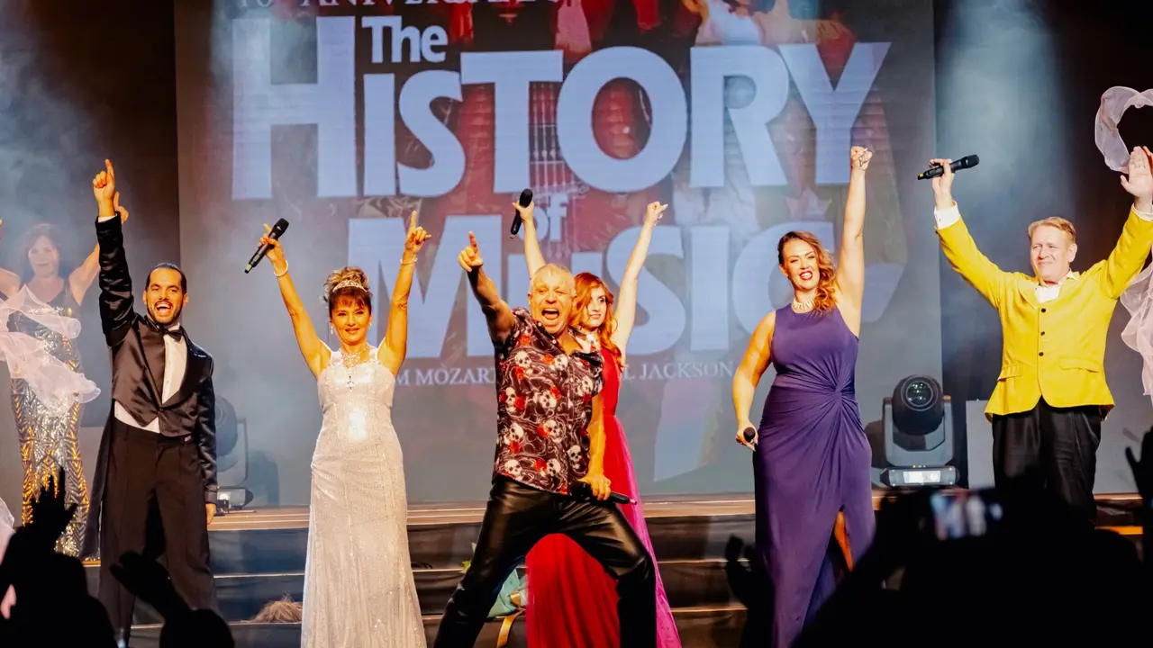 04_SHOW HISTORY-453