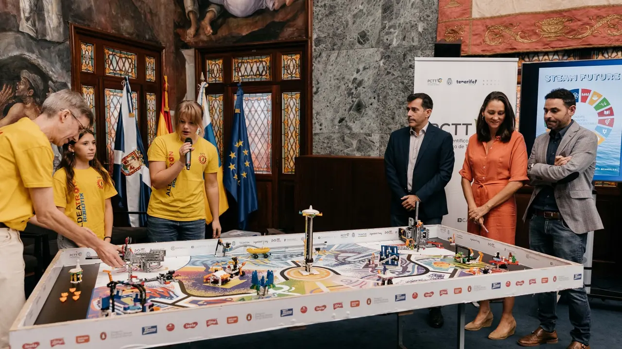 FOTO FIRTS LEGO LEAGUE 2