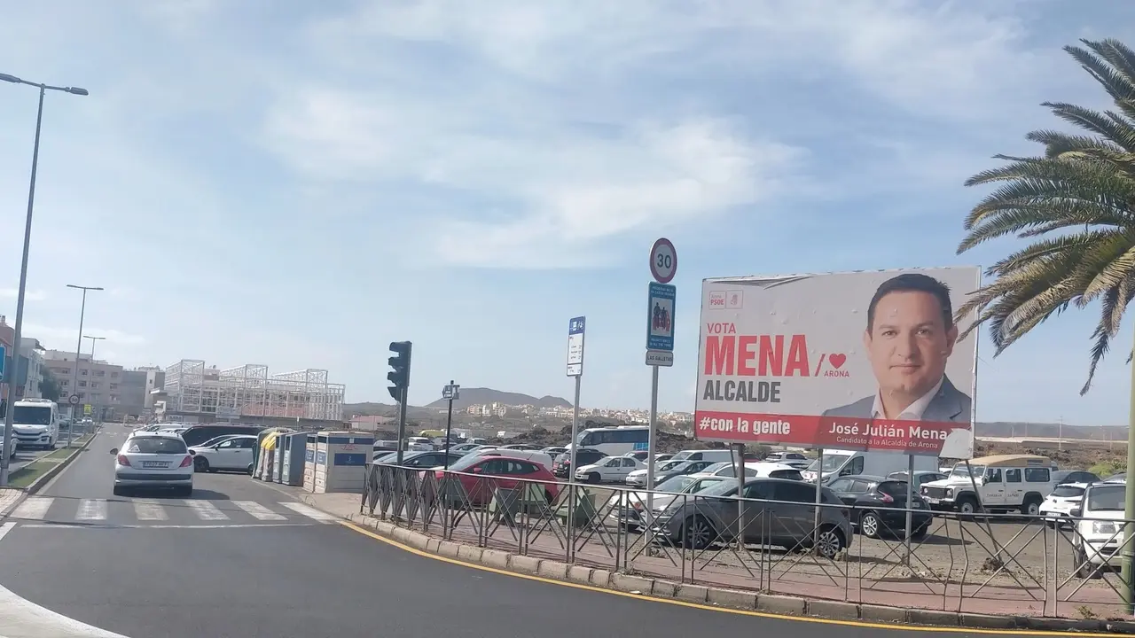 Cartel abandonado en Las Galletas