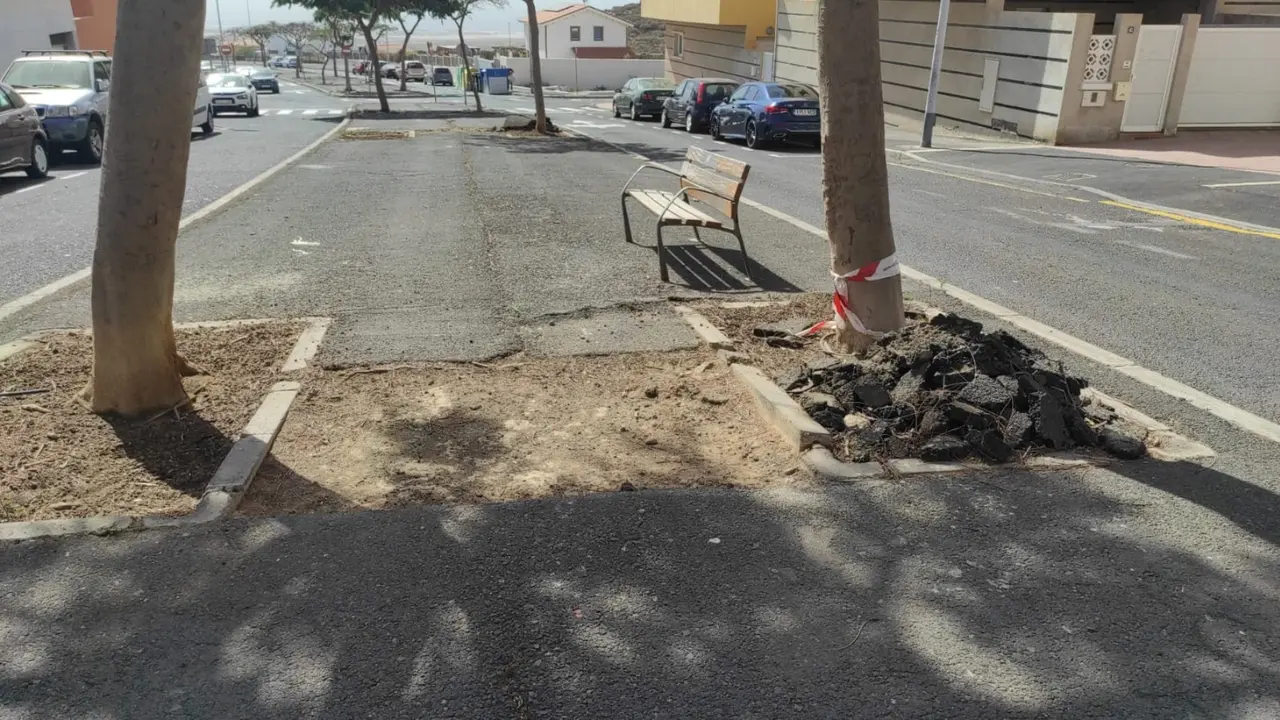 Granadilla Calle Antonio Machado 2