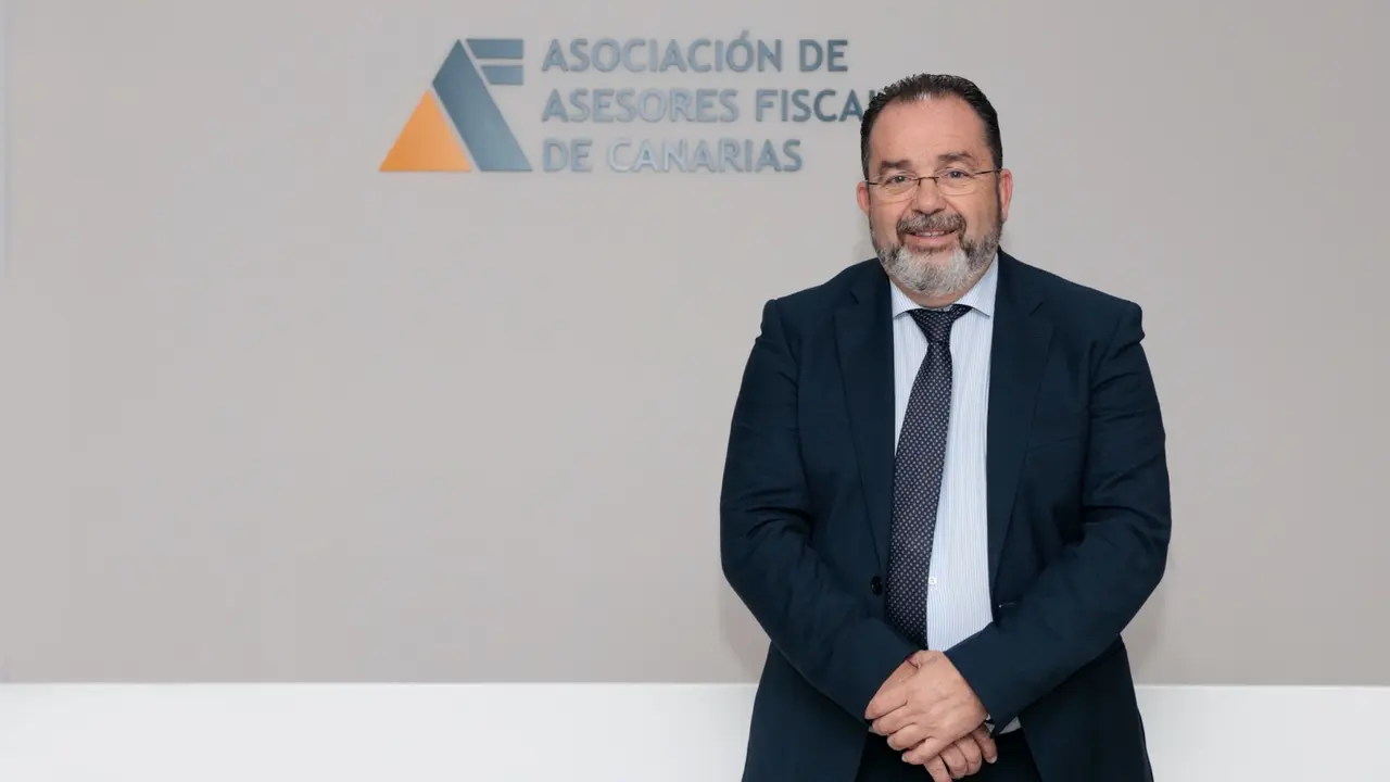 PRESIDENTE_AAFC_JUAN_LUIS_ALAYON_LOW(1)