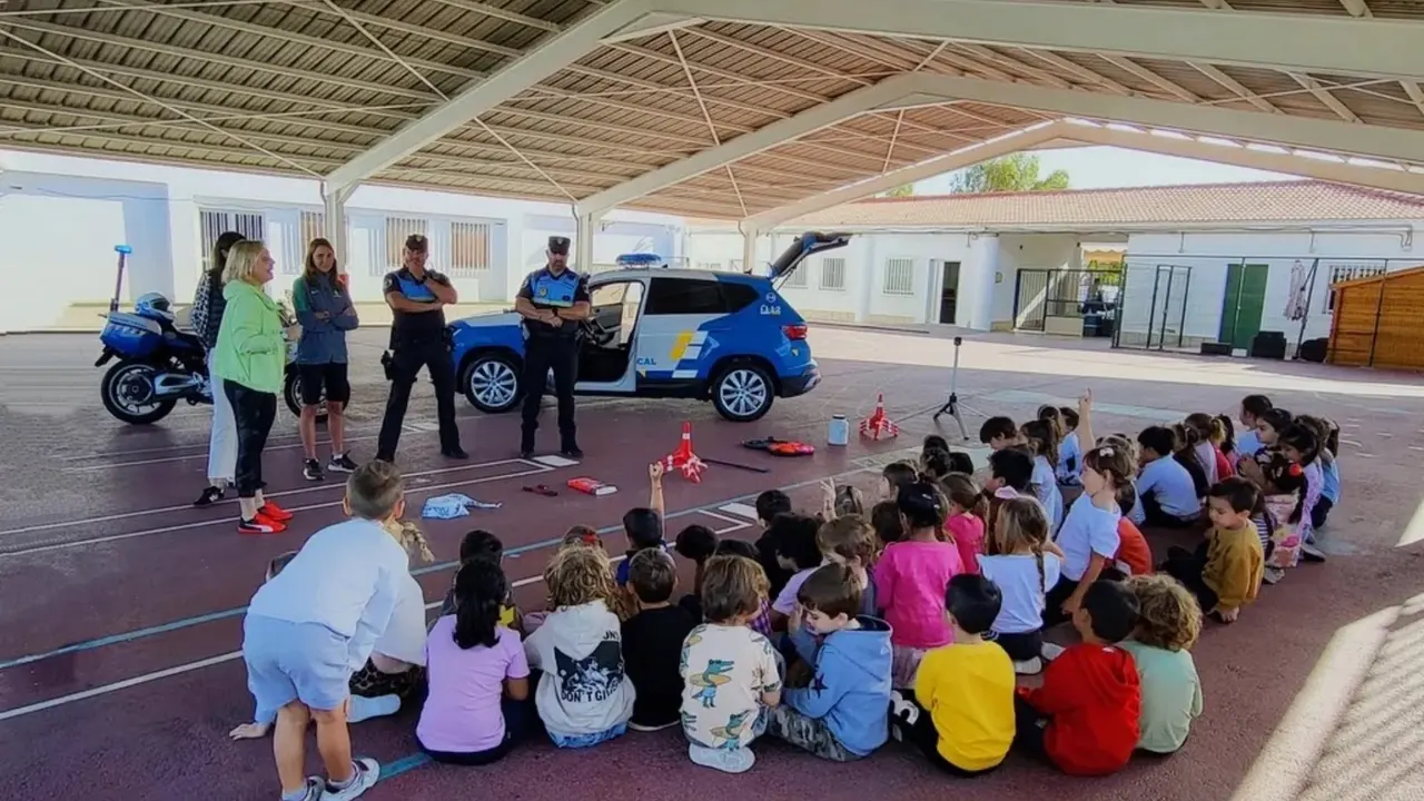 Polic&iacute;a Local de Arona ceip los cristianos 01 2(1)
