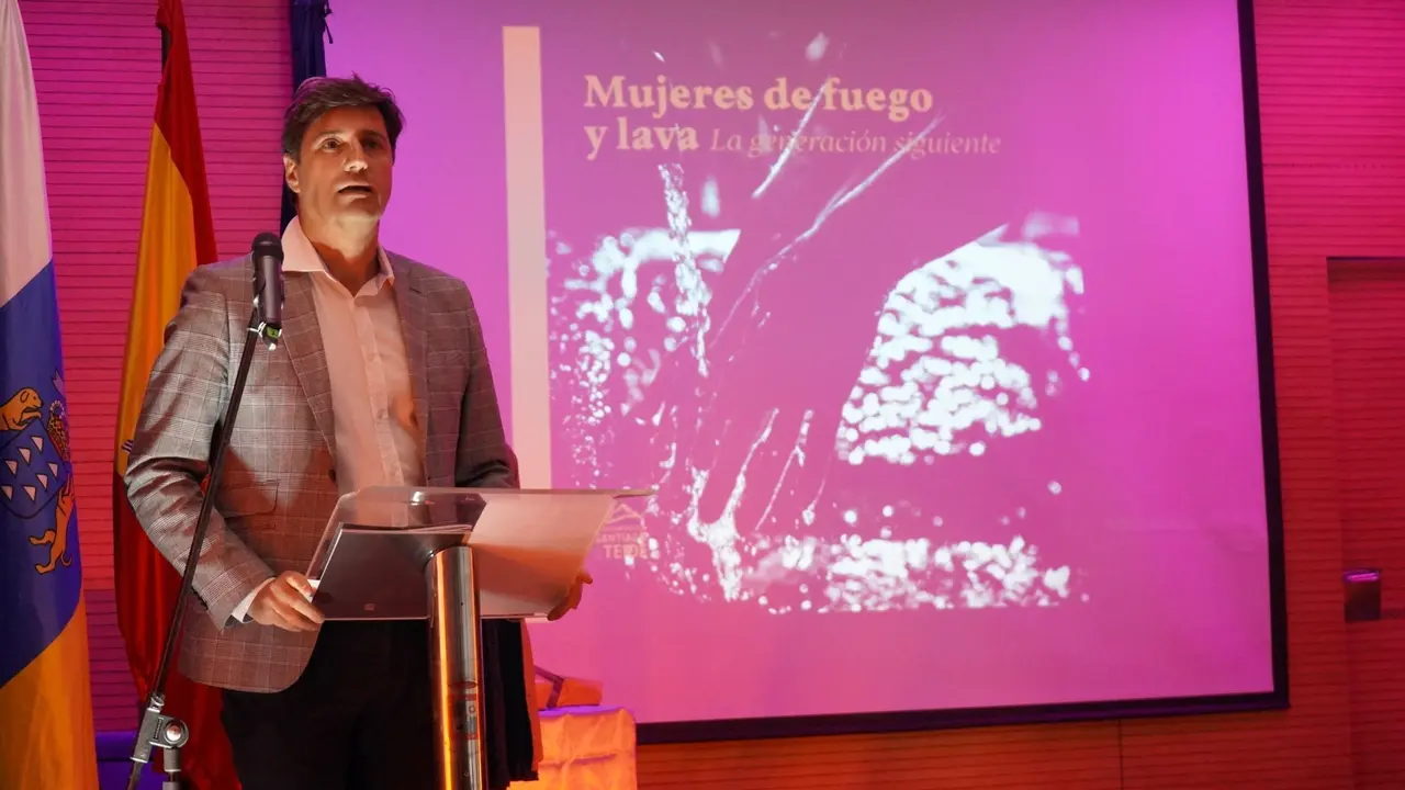Emilio navarro 700(1)