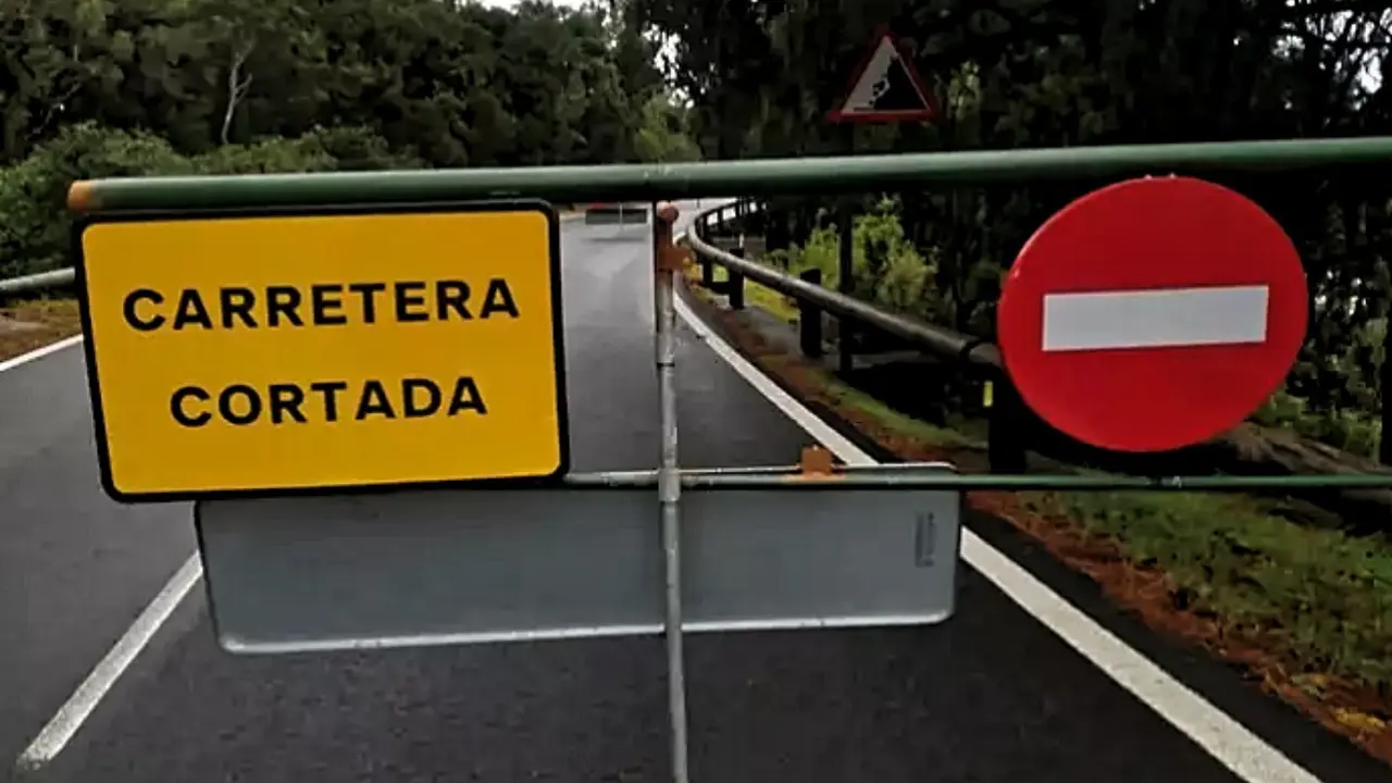 Acceso Carretera Teide cortado (1)