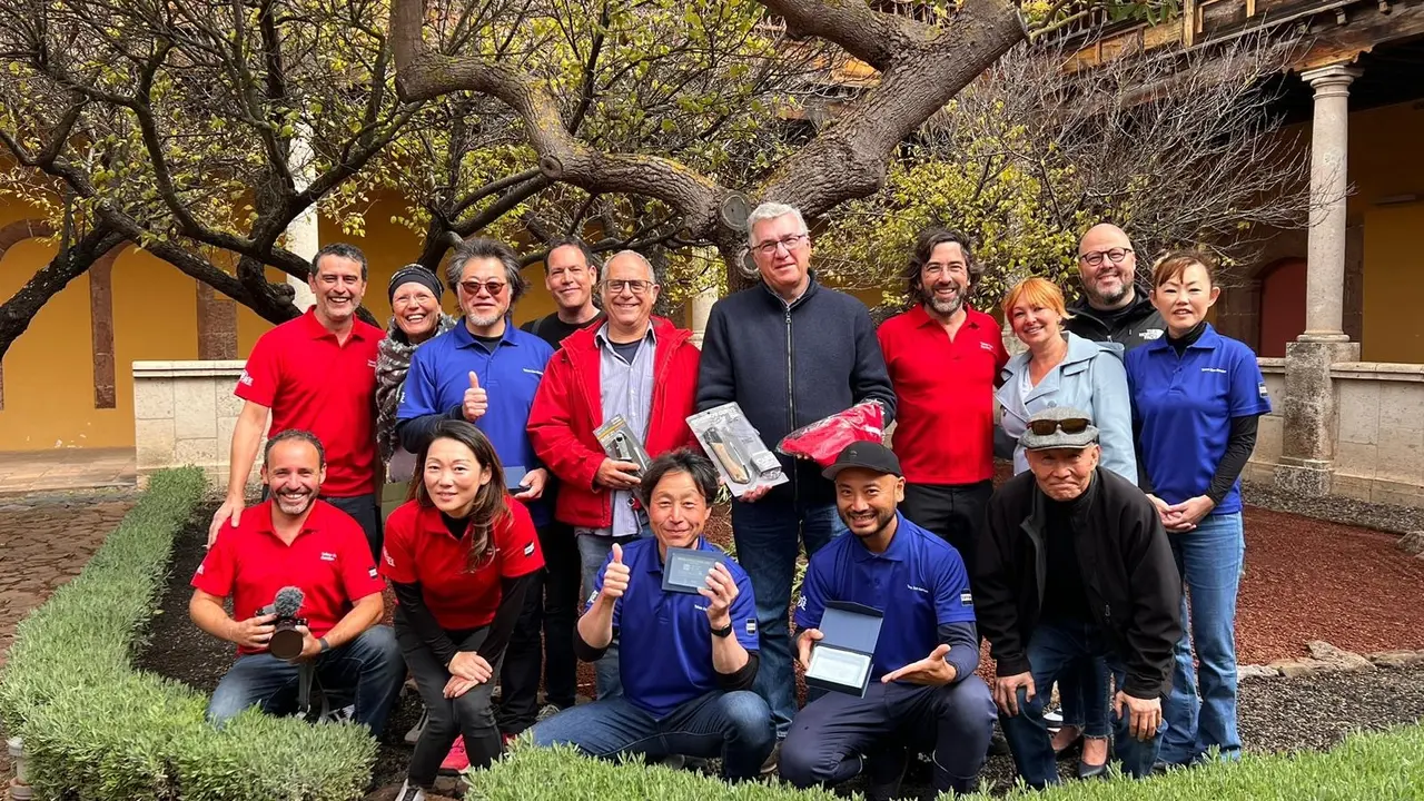 Foto familia homenaje jard&iacute;n zen Mundo Jap&oacute;n(1)