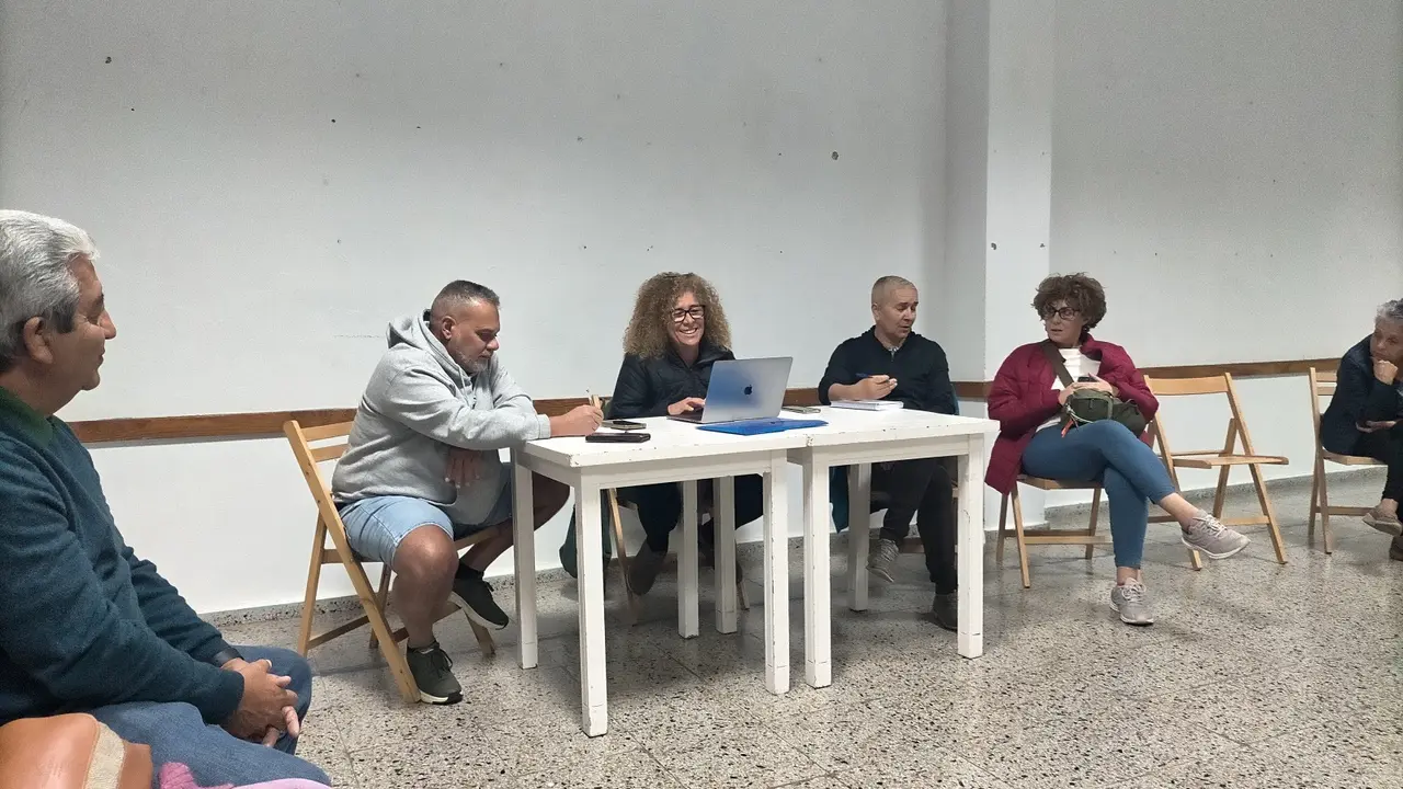 Reuni&oacute;n vecinos Pozo Izquierdo 45(1)