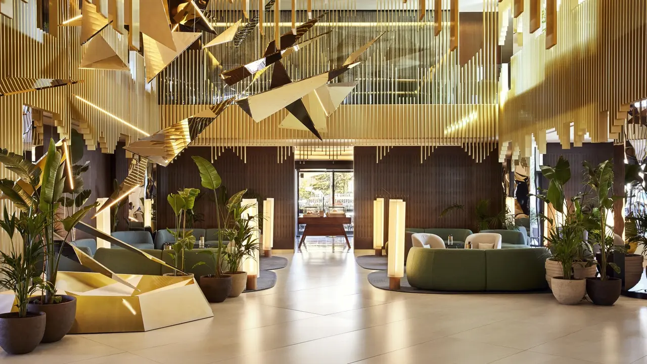 HYATT_SOFIA_BCN_LOBBY_-min(1)