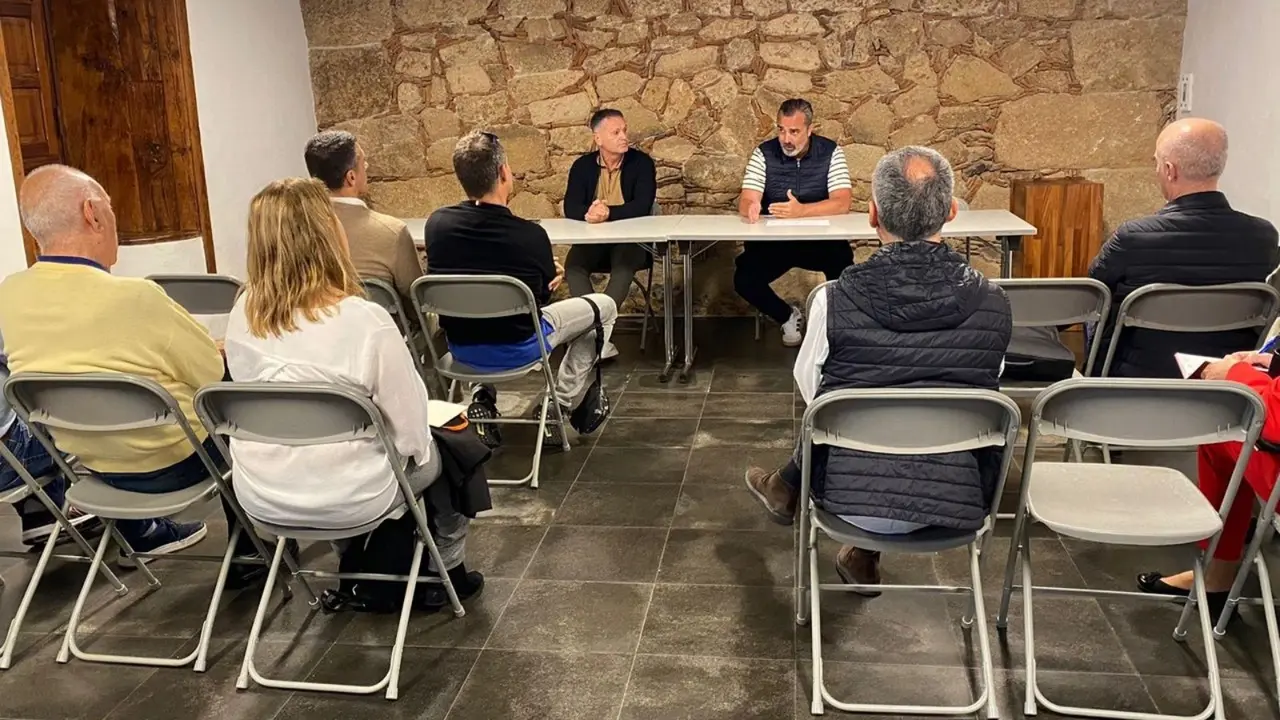 Reuni&oacute;n Plan Parcial La Camella Baja