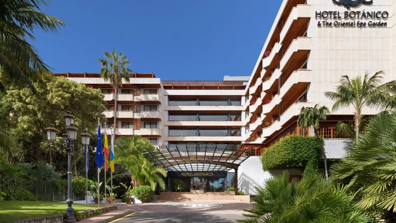 All copyrights reserved, this image on this site and it's copyright owned by the photographer. Image is not to be reprinted or reused without the express permission of the photographer who took it. Copyright uses for Hotel Botanico for sales and marketing promotions only