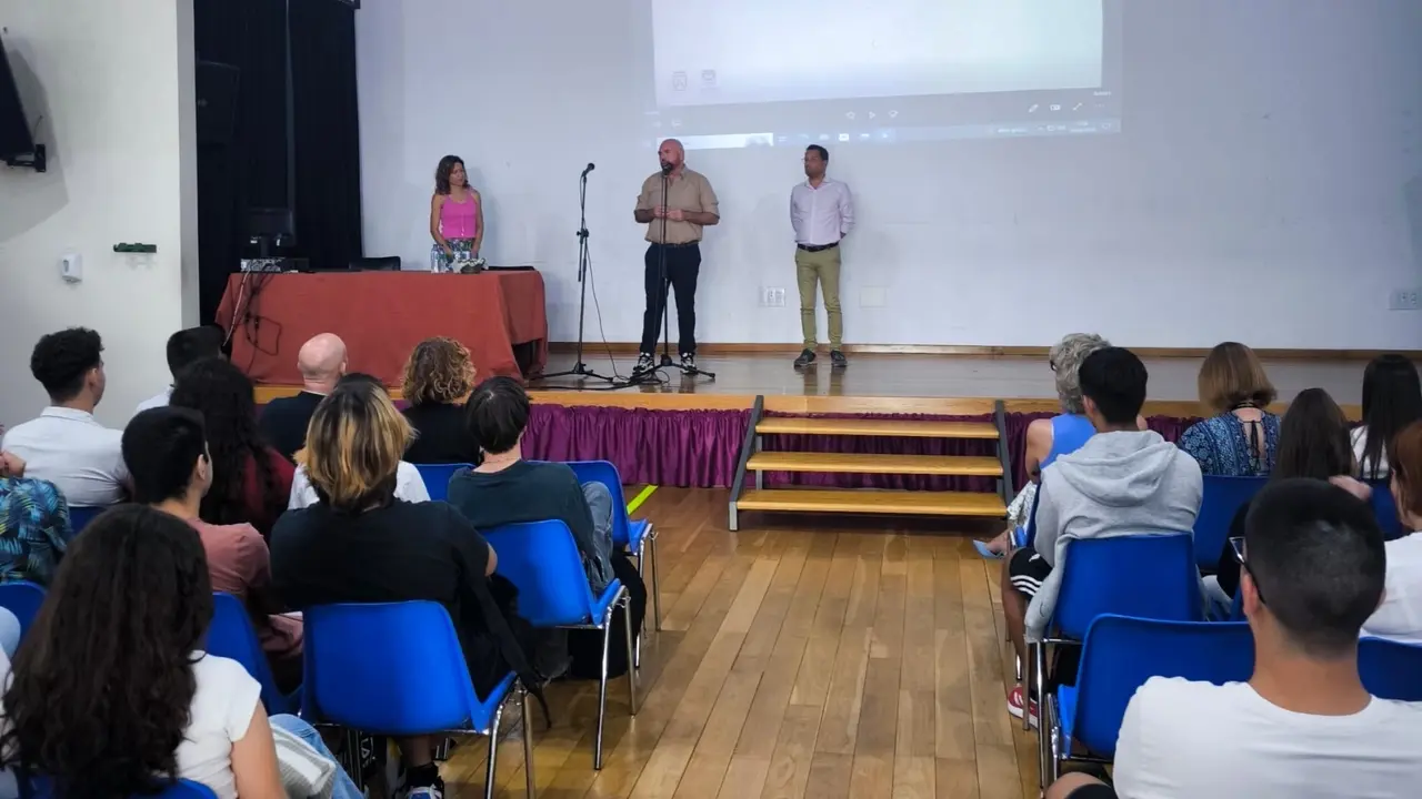 El IES Mencey Bencomo difunde el Documental sobre la represi&oacute;n franquista