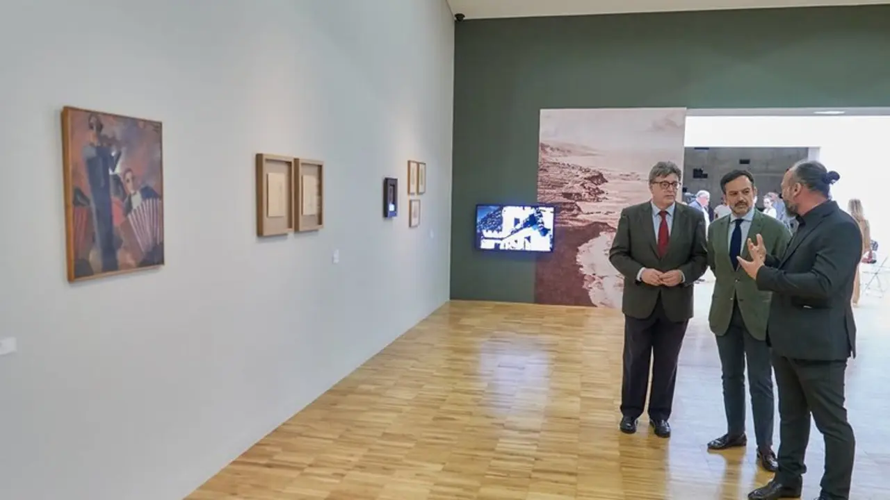 &Oacute;scar Dom&iacute;nguez. Dos que se cruzan