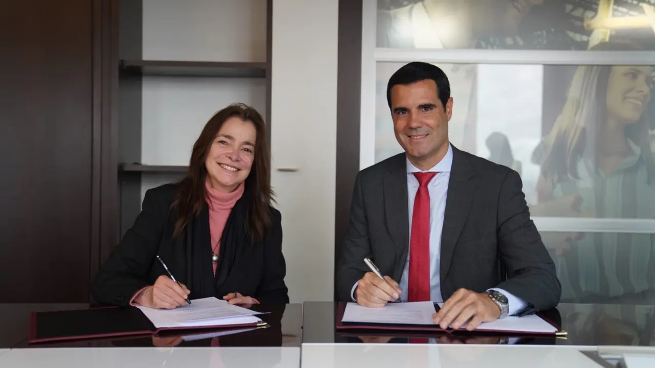 El documento se ha rubricado por parte del viceconsejero de Econom&iacute;a e Internacionalizaci&oacute;n del Gobierno de Canarias y vicepresidente de Proexca, Gustavo Gonz&aacute;lez de Vega, y la presidenta de Procolombia, Carmen Caballero