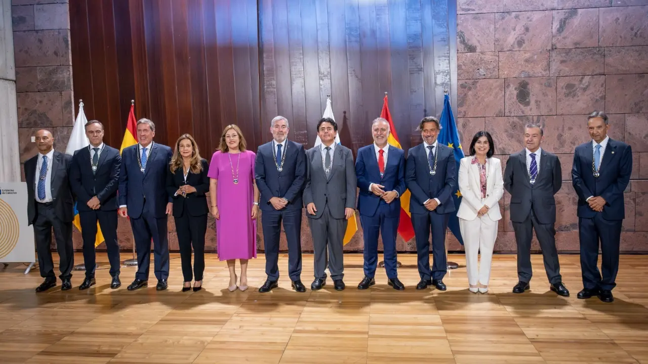 Acto entrega Collar Orden Islas Canarias 1(1)