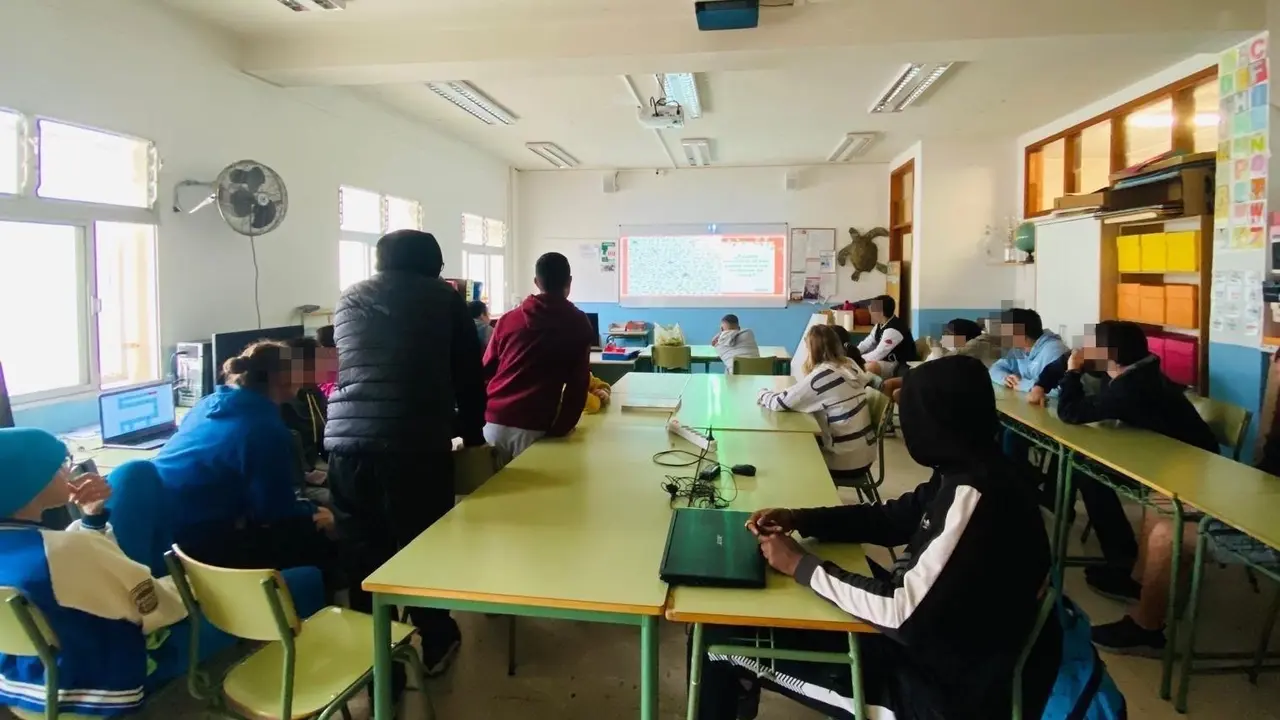 Aula enclave Arona FOTO P