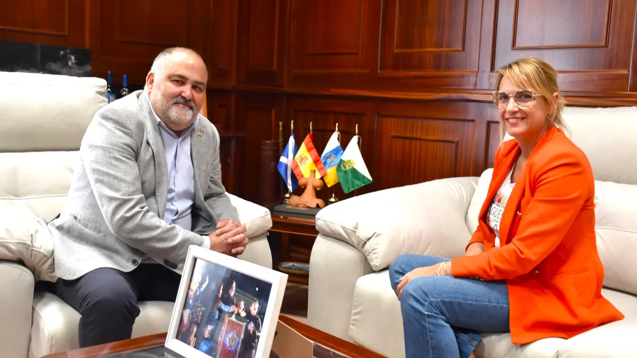 Encuentro directora prisi&oacute;n Tenerife II