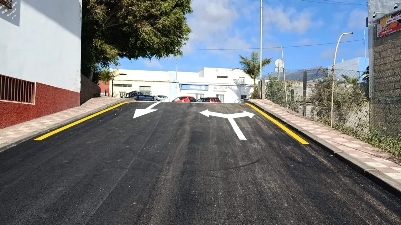 Reasfaltado Calle Nueva Arico Viejo