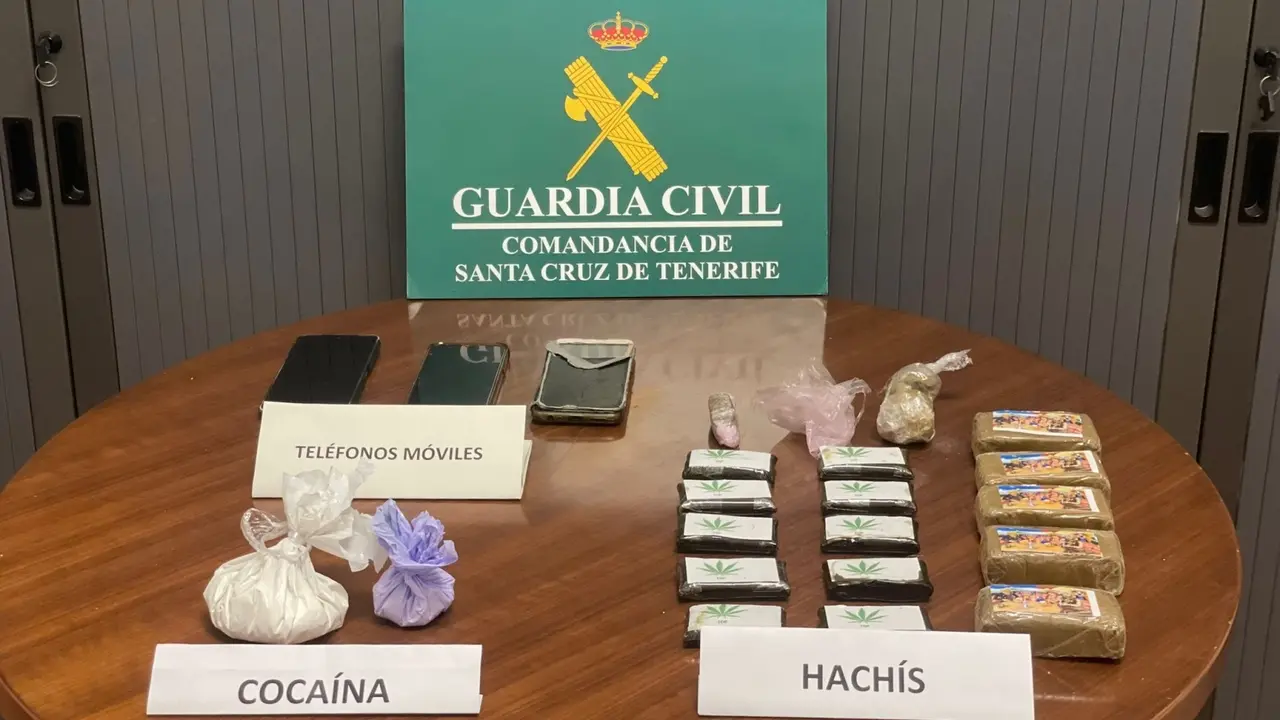 Hach&iacute;s Coca&iacute;na Guardia Civil La palma foto 1-128(1)