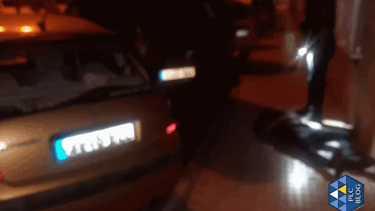 GIF+02.gif-2