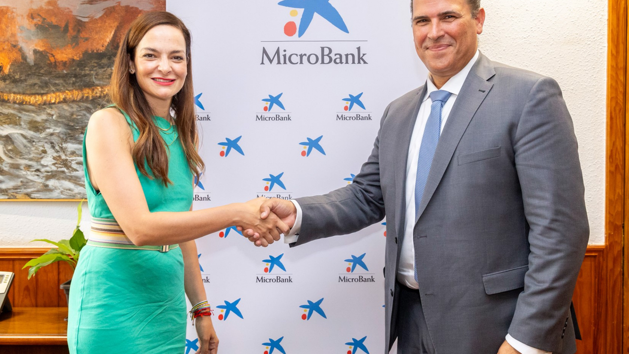 Convenio MicroBank y Ayuntamiento de Arona 2(1)