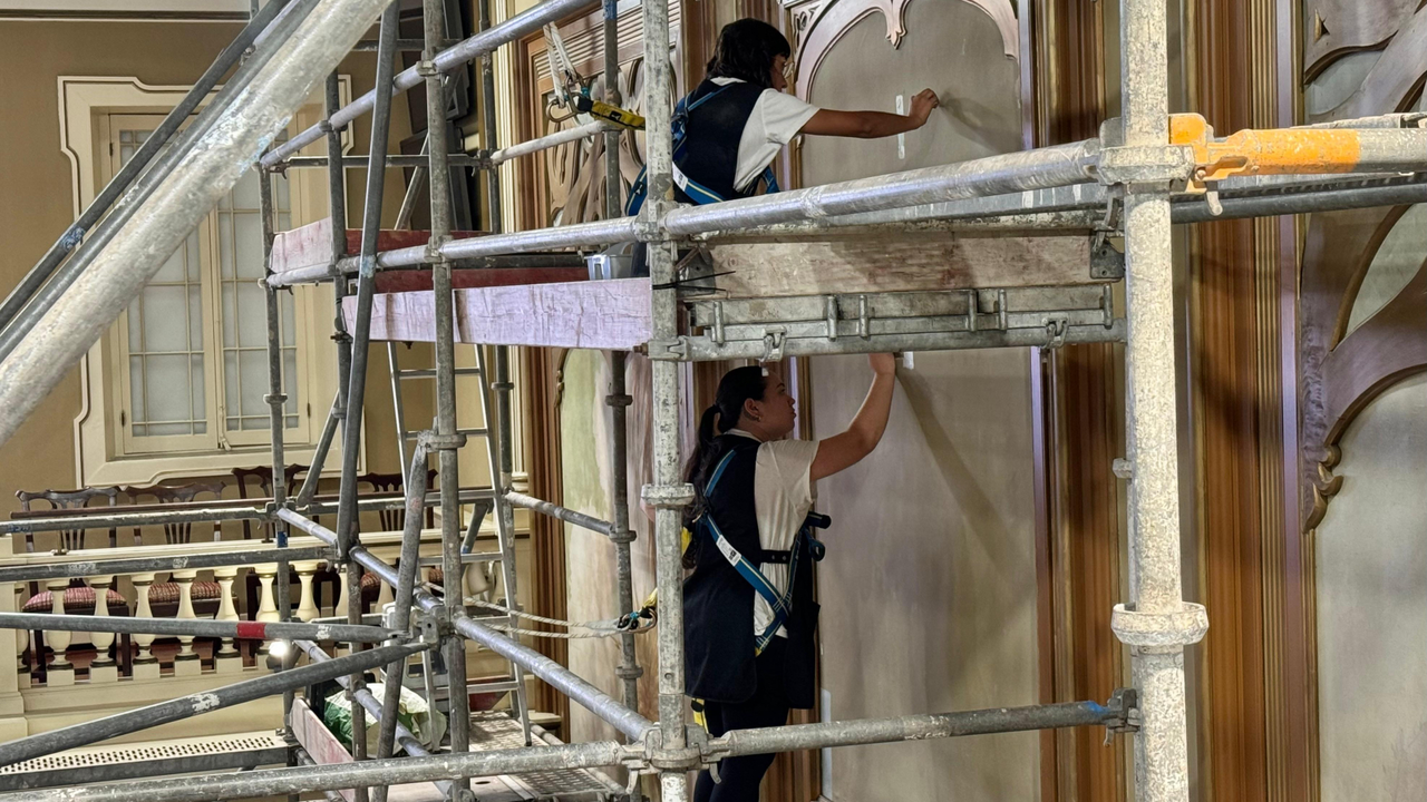Restauraci&oacute;n de un lienzo oculto durante d&eacute;cadas en el sal&oacute;n de plenos_8794