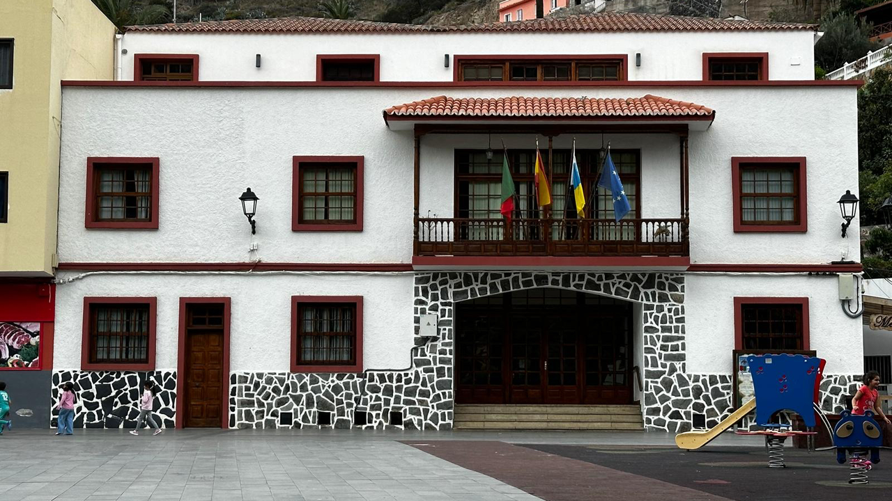 Fachada Ayto Vallehermoso