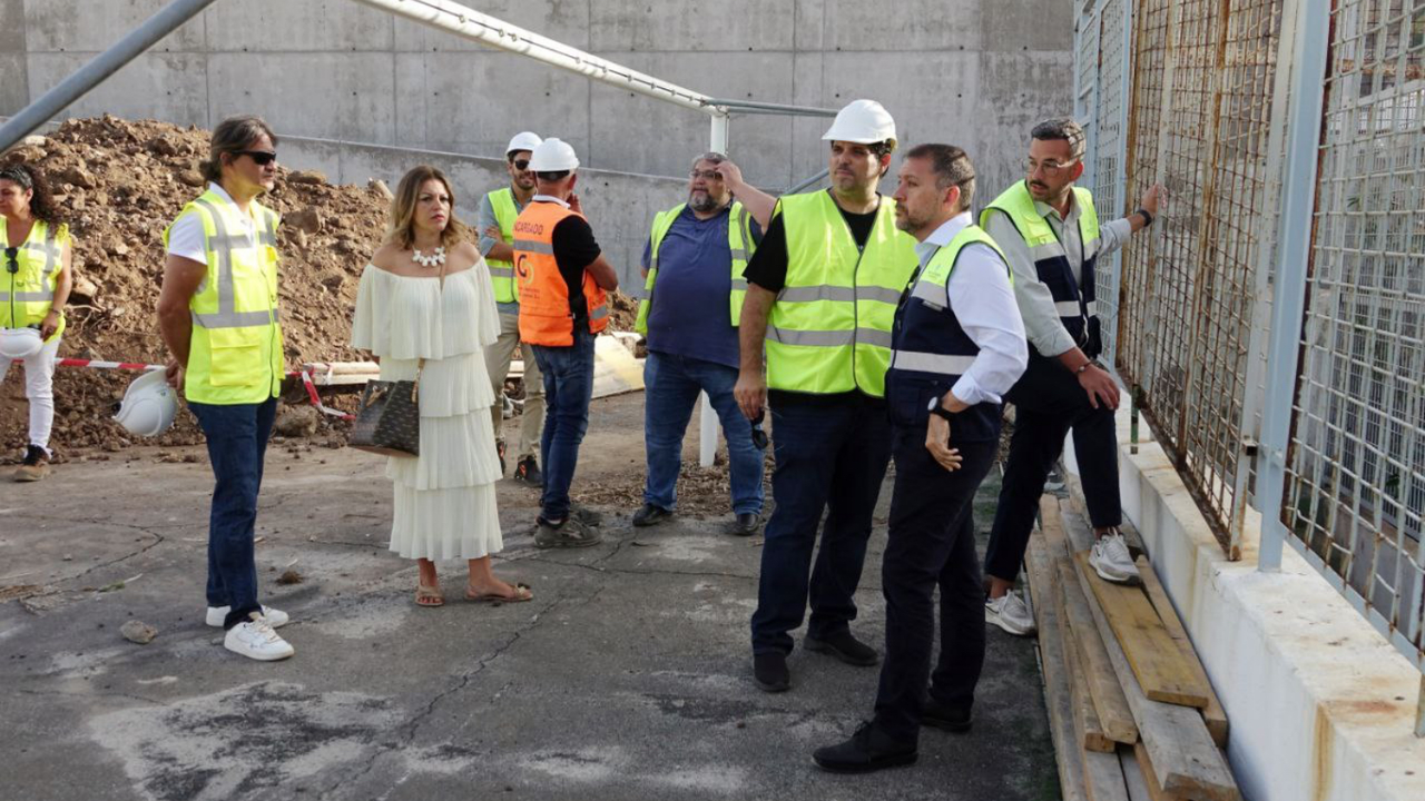 240809 Reinicio de obras en el campo de f&uacute;tbol de La Salud 1(1)