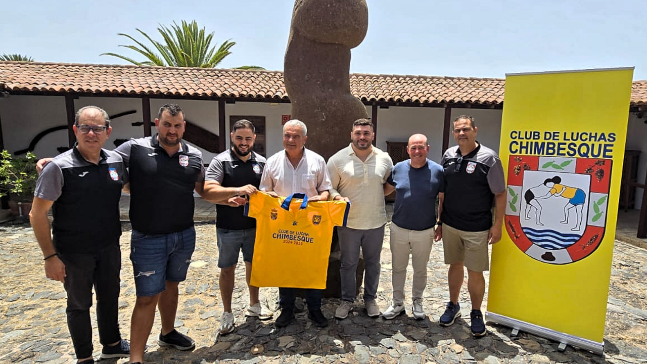 Presentaci&oacute;n de Eusebio Lesezma nuevo puntal A del Chimbesque
