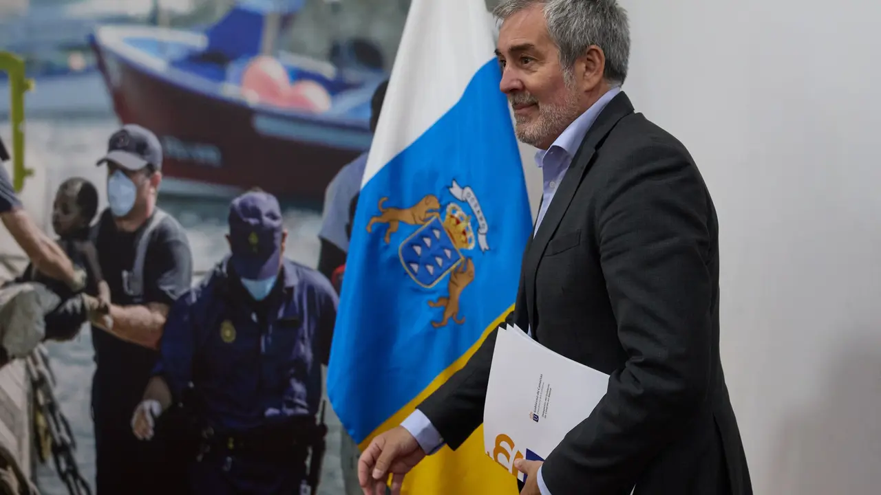 Fernando Clavijo se reuni&oacute; ayer con la comisi&oacute;n interministerial sobre inmigraci&oacute;n.