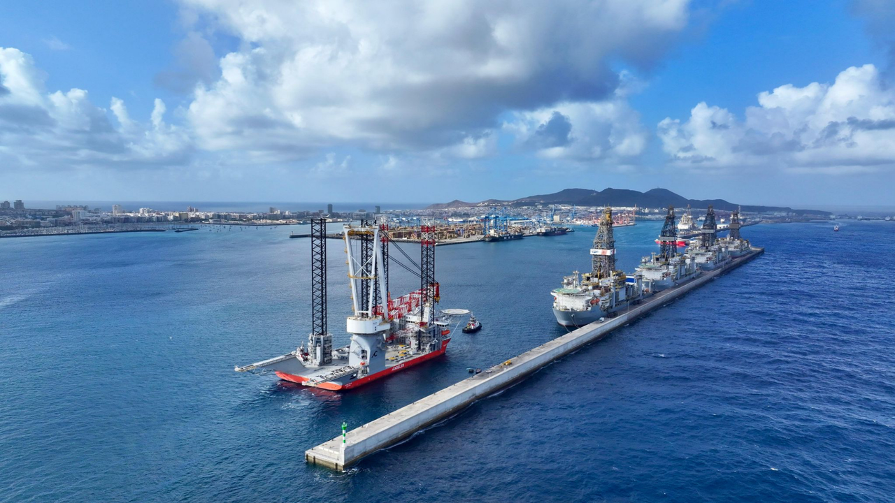 Buque Wind Peak en el Puerto de Las Palmas (1)