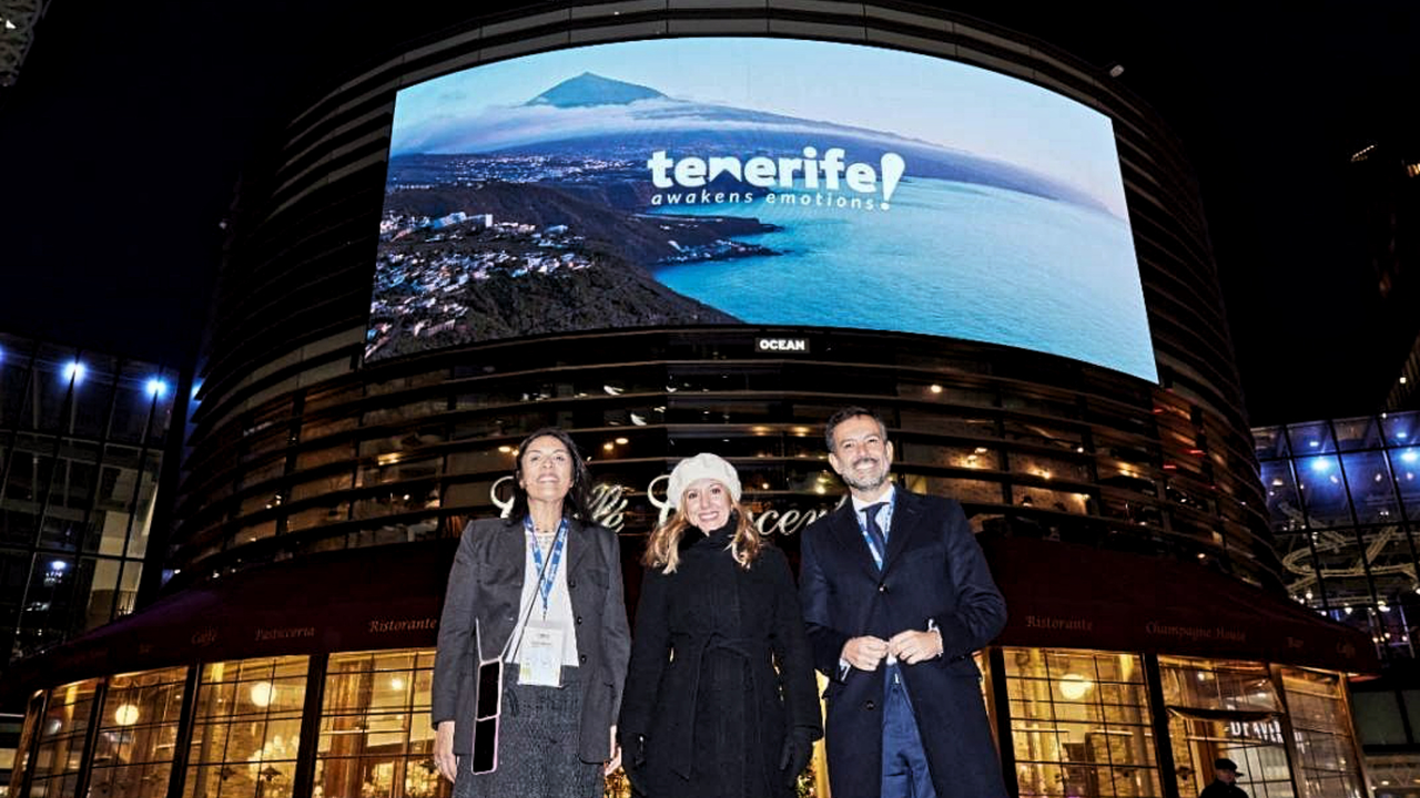 Dimple Melwani, Rosa D&aacute;vila y Lope Afonso en la WTM de Londres 2023
