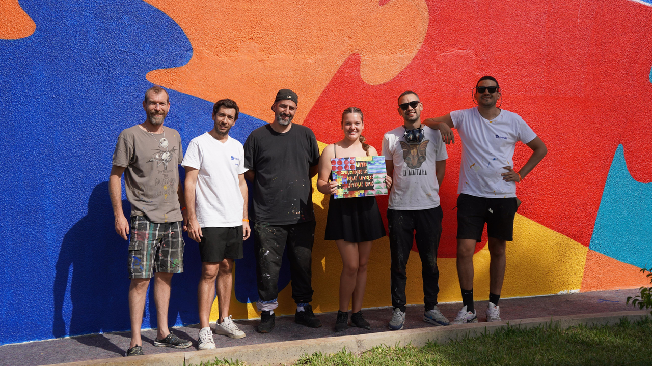 Ganadora y Unlogic Crew