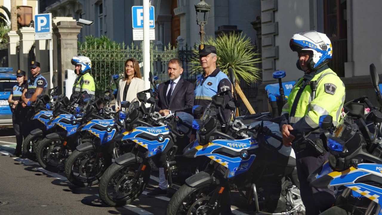 Motos Polic&iacute;a Santa Cruz 4377(1)