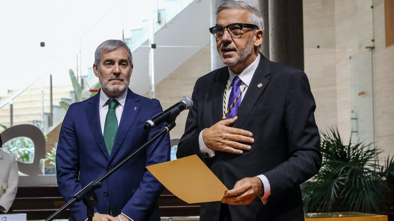 Toma de posesio&igrave;n Rector de la ULPGC-3691(1)