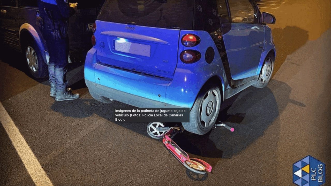 El patinete de juguete de la ni&ntilde;a permanece debala del Smart la ni&ntilde;a fue trasladada por una ambulancia a Hospiten Sur