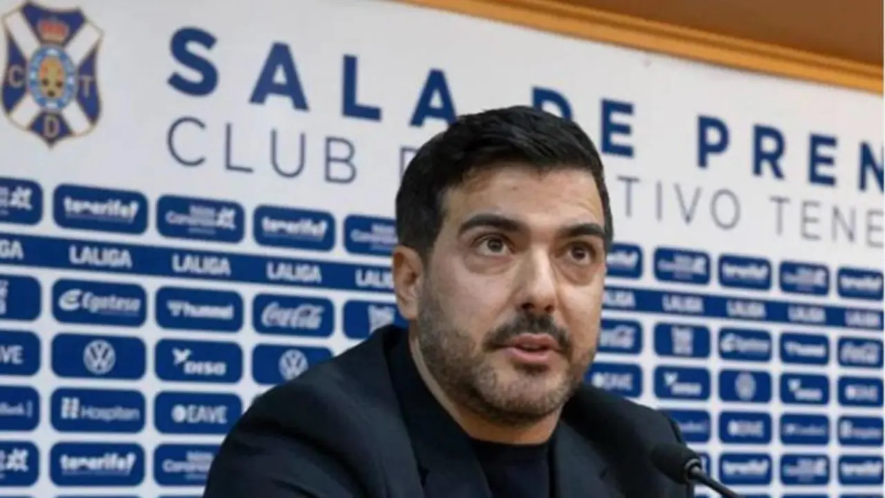 Rayco Garc&iacute;a ha quedado sin cargos y aspira a gobernar el CD Tenerife.
