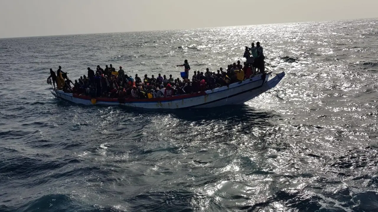 l cayuco parti&oacute; de Mauritana en junio y en &eacute;l viajaban 150 personas de las que solo 67 fueron rescatadas con vida.